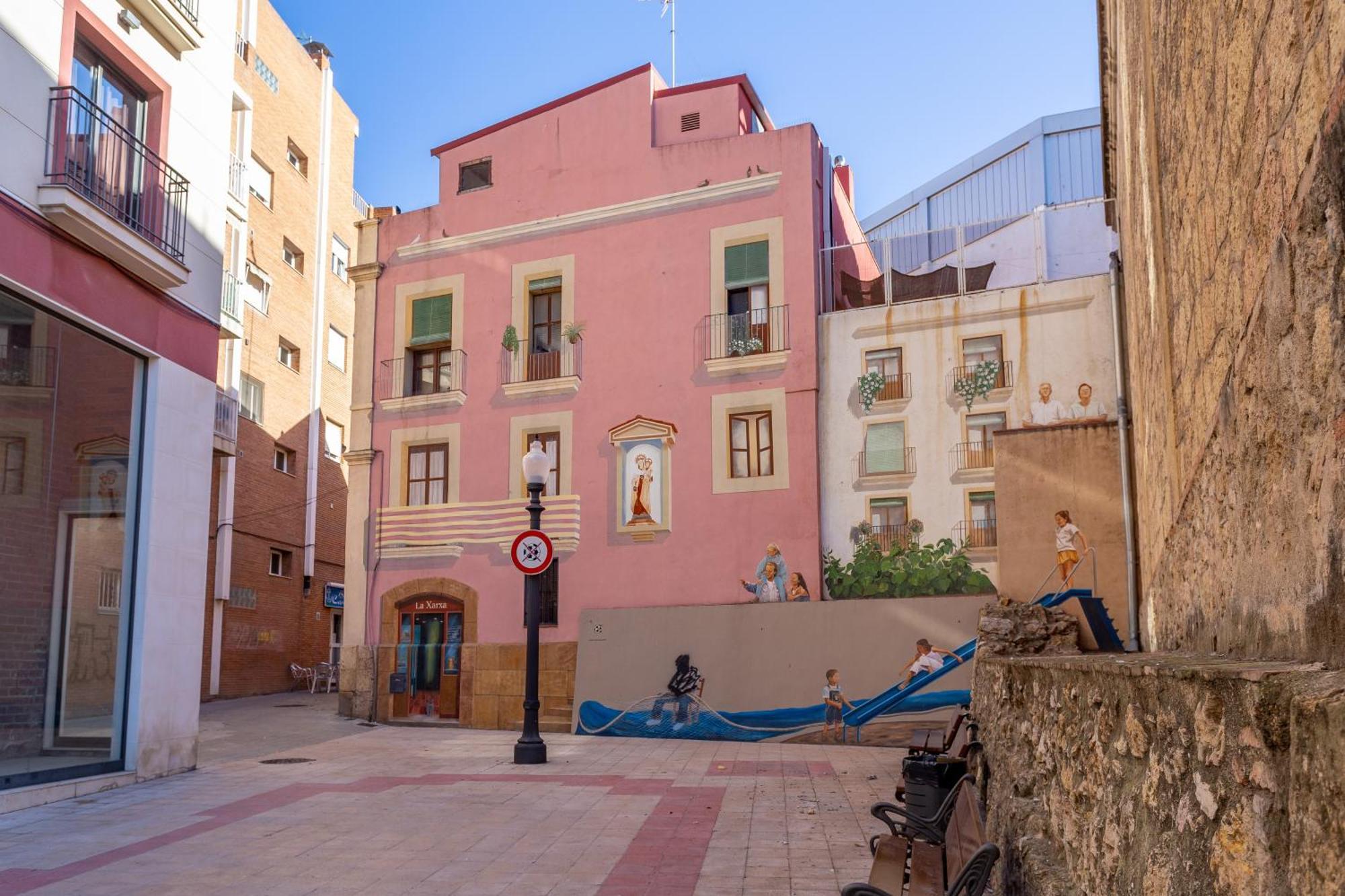 Appartement Cosy Apartment. 10min Walk To The & Train *