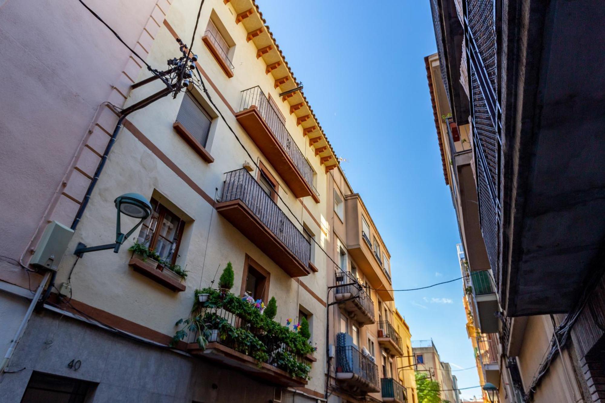 Cosy Apartment. 10min Walk To The & Train Tarragona