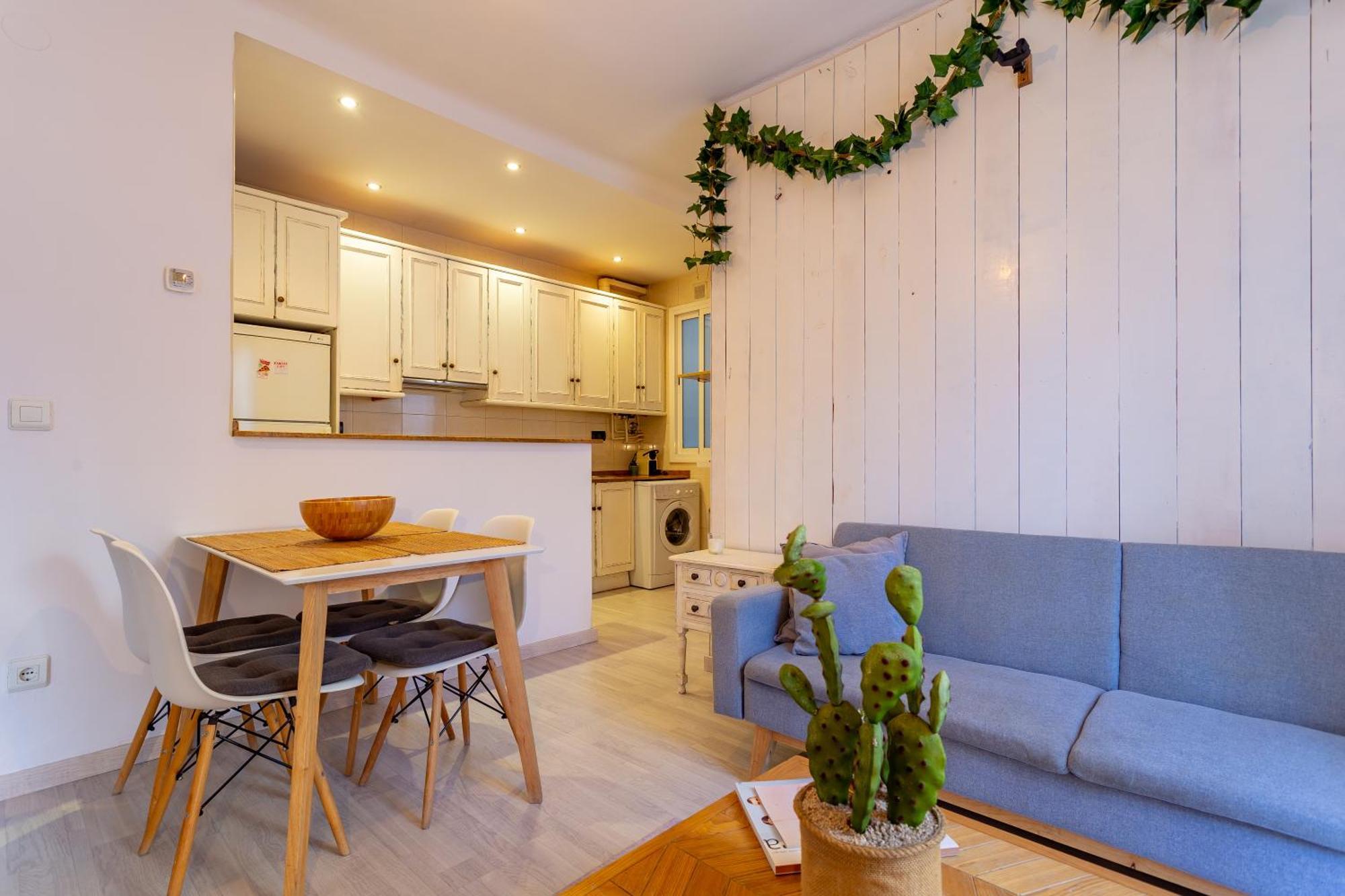 Apartment Cosy Apartment. 10min Walk To The & Train Tarragona